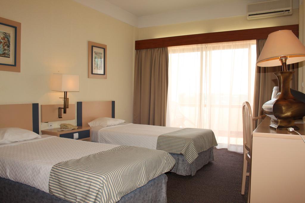 Mh Peniche Hotel Szoba fotó